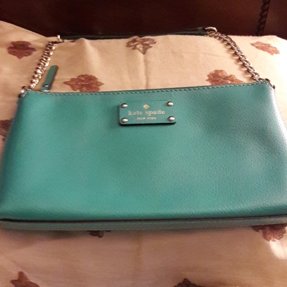 Kate Spade Purse - Picture 1 of 8